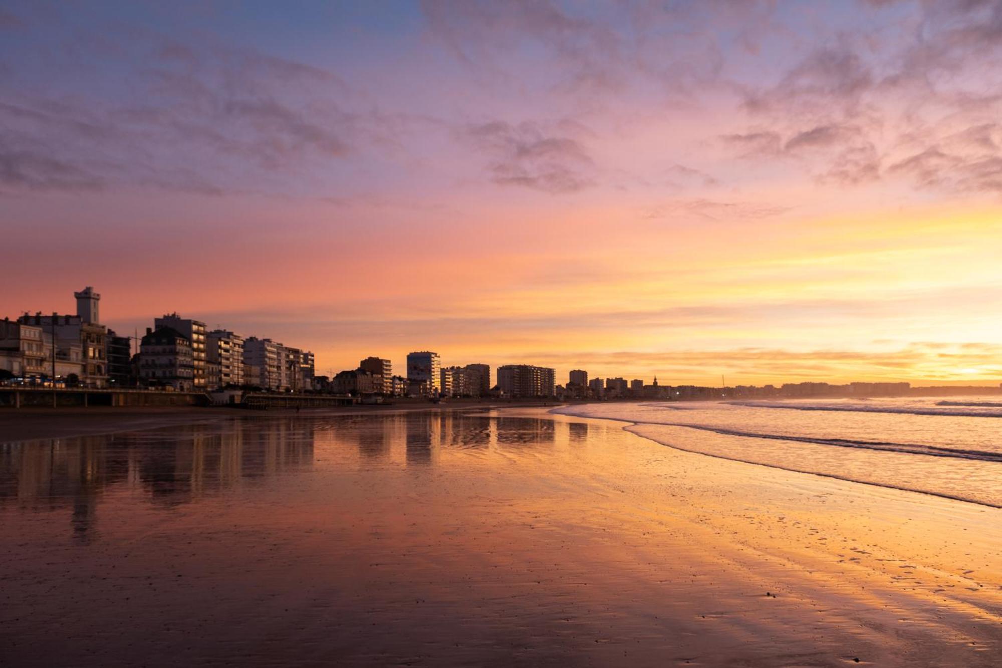 Kyriad Prestige Les Sables D'Olonne - Plage - Centre Des Congres Exterior photo